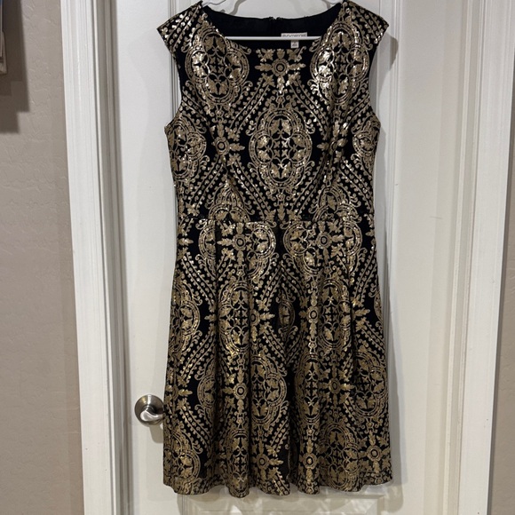 Eva Mendes for New York & Company Black and Gold Sequin Mini Dress - Picture 1 of 8